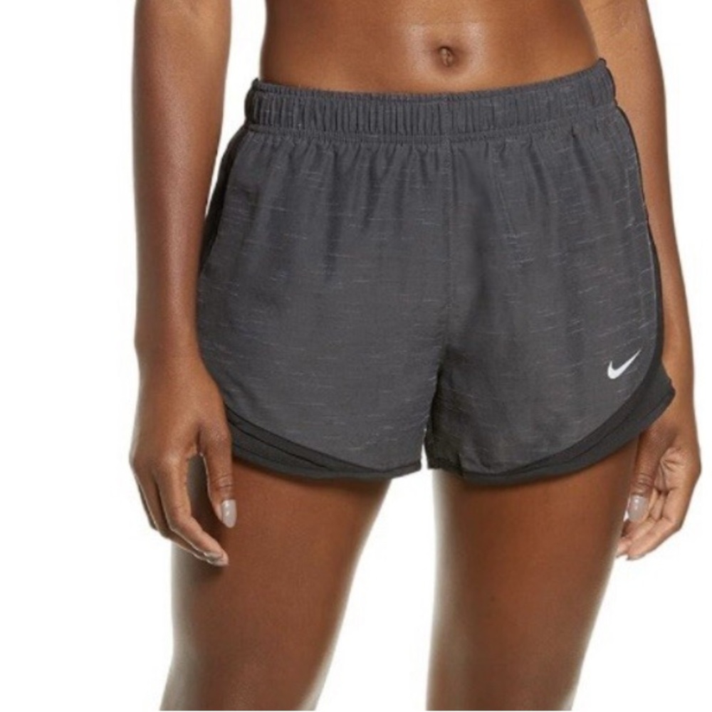 Nike Women Dry Running Tempo Athletic Shorts